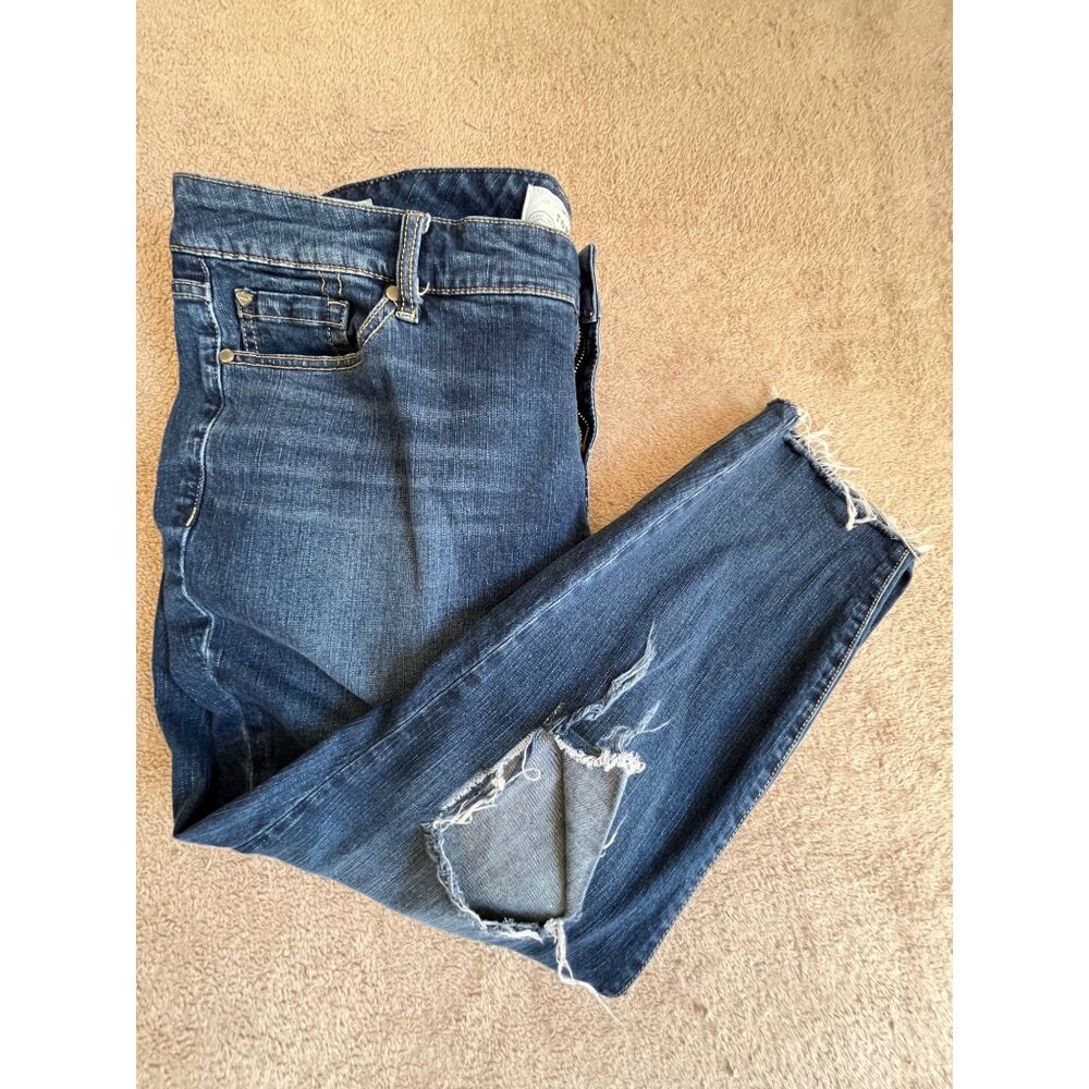 Torrid Womens Distressed Skinny Jeans Size 20 Blue Denim With Ripped Knees